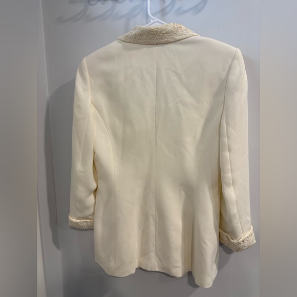 Lord & Taylor Ivory Blazer with Lace Accents - Picture 13 of 14